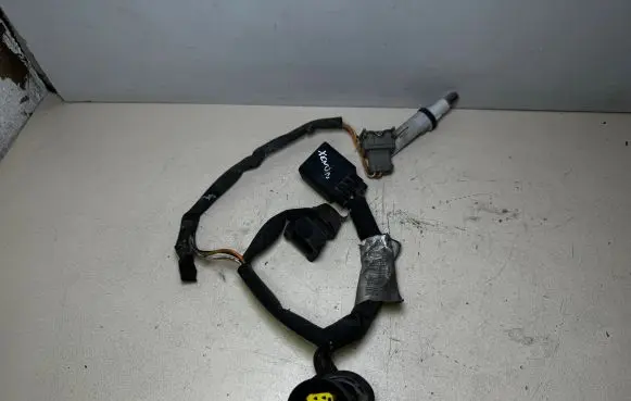 Volvo V70 Headlight/headlamp wiring loom/harness 8659674 89033150 890331504