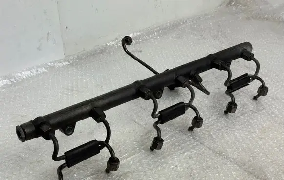 Fuel main line pipe