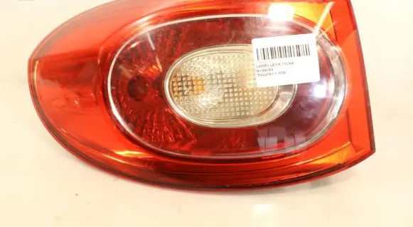 Volkswagen Tiguan Rear/tail lights 5N0945095H