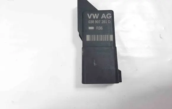 Audi A4 S4 B9 8W Glow plug pre-heat relay 038907281D