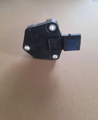 BMW 4 F32 F33 Oil level sensor 8608779 12037322