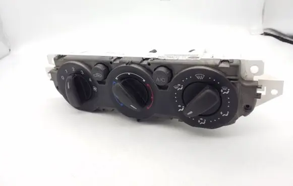 Ford Focus Climate control unit 3M5119980AD
