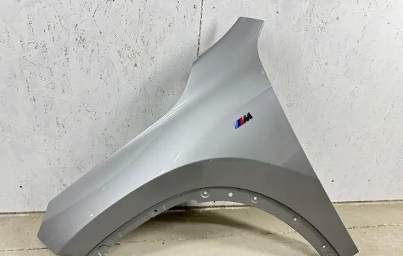 BMW X1 U11 Fender