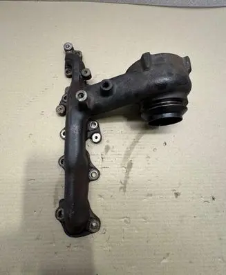 Renault Trafic III (X82) Exhaust manifold 4813113500