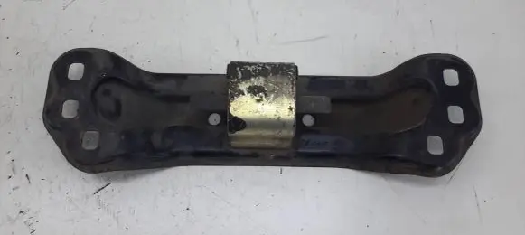 Mercedes-Benz E W211 Engine mounting bracket A2112421601