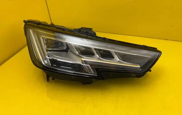 Audi A4 S4 B9 8W Headlight/headlamp 8W0941036