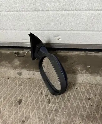 Nissan Micra Front door electric wing mirror 011031 12373010
