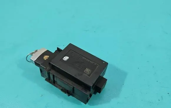 Volkswagen PASSAT B6 Ignition lock 3C0905843R IMPRK1504564