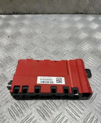 BMW 3 F30 F35 F31 Battery control module 922502204 19144000001 9225022
