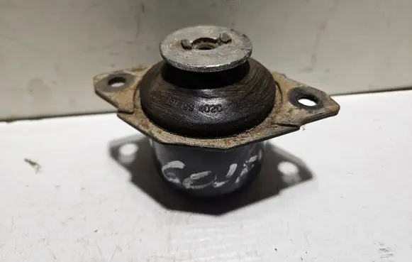 Volkswagen Golf III Gearbox mount 191199402C