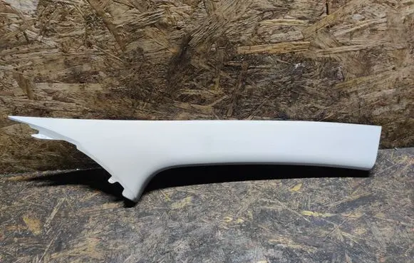 Suzuki Alto (B) pillar trim (top) 7611168K0