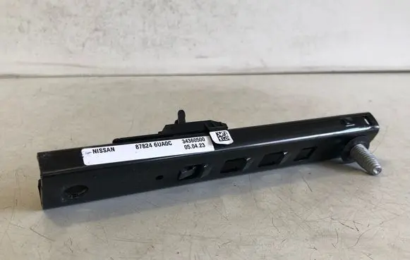 Nissan Qashqai J12 Seat belt adjustment rail 878246UA0C