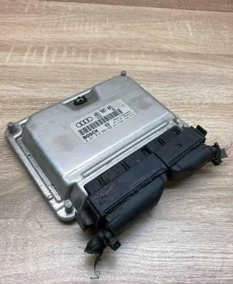 Audi A6 S6 C5 4B Engine control unit/module ECU 4B1907401 0281010004 WithPlug