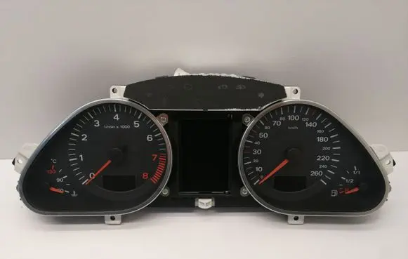 Audi A6 S6 C6 4F Speedometer (instrument cluster) 4F0920900M 4F0910900A