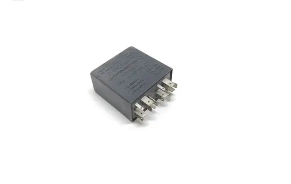 Audi A4 S4 B5 8D Other relay 5KG00656800 4A0919471
