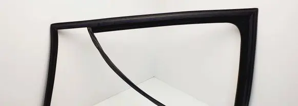 Citroen C4 I Picasso Rubber seal rear door 9654065480