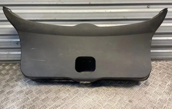 Toyota Auris 150 Other trunk/boot trim element 6478002010