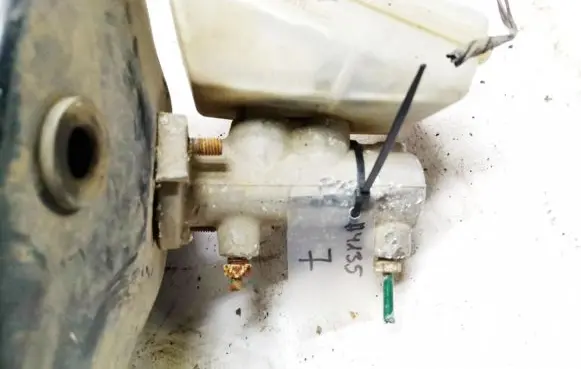 Ford Escort Master brake cylinder