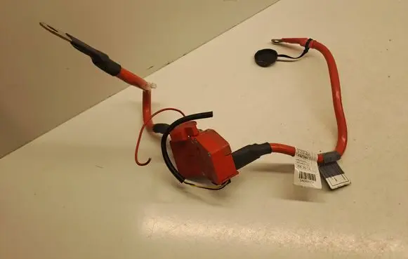 BMW 4 F32 F33 Positive cable (battery) 9259424 ENC261 9259425