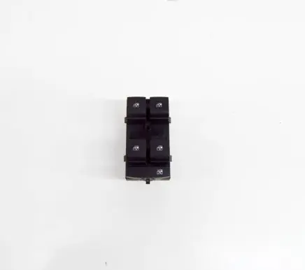 Opel Mokka Electric window control switch 13305009