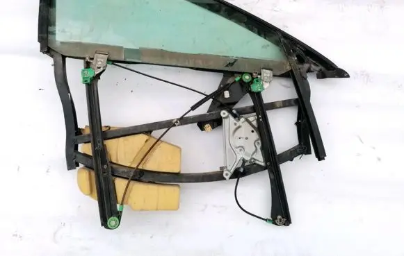 Audi A4 S4 B5 8D Front door window/glass frame 