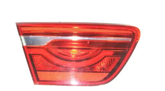 Jaguar XE Tailgate rear/tail lights