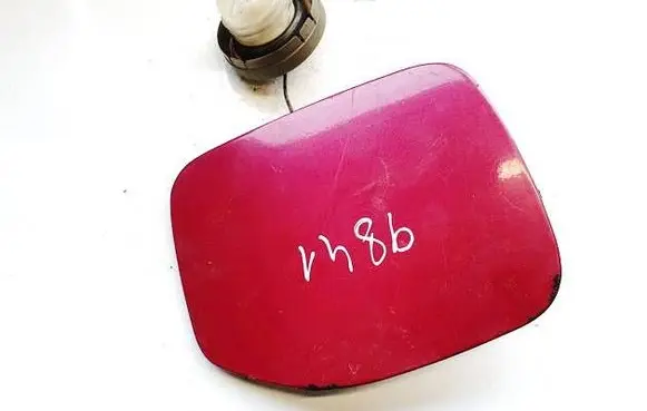 Toyota Avensis T220 Fuel tank cap