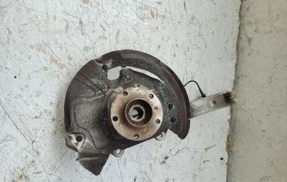 BMW X5 E70 Front wheel hub spindle knuckle 6773783