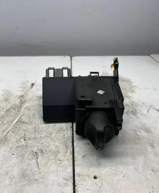 Mercedes-Benz E W211 Light switch A2105451404