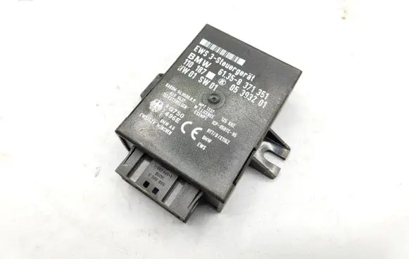 BMW 5 E39 Immobilizer control unit/module 8371351 61358371351