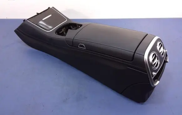Mercedes-Benz S W222 Center console