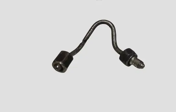 BMW 1 E81 E87 Fuel injector supply line/pipe