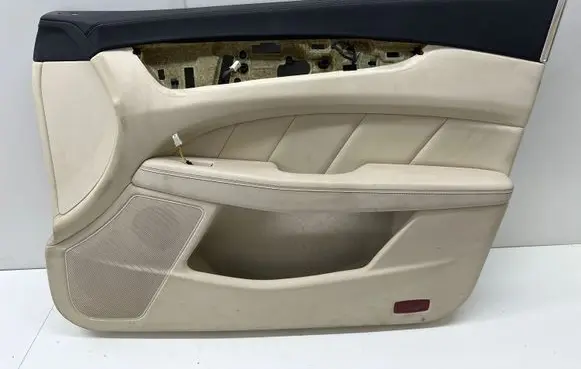 Mercedes-Benz CLS C218 X218 Front door card panel trim