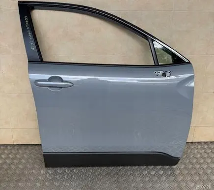 Toyota Corolla Cross Front door