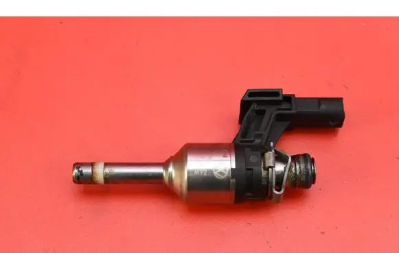 Volkswagen Caddy Fuel injector 03F906036B