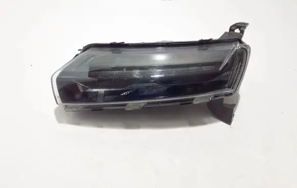 Dacia Spring Headlight/headlamp 266052417R