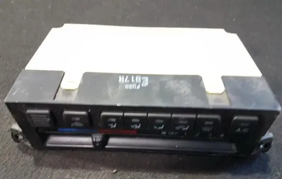 Mazda 323 Climate control unit
