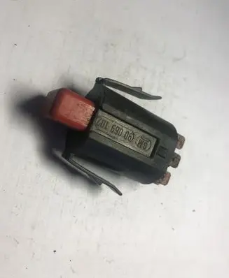 Opel Kadett D Hazard light switch 90069102