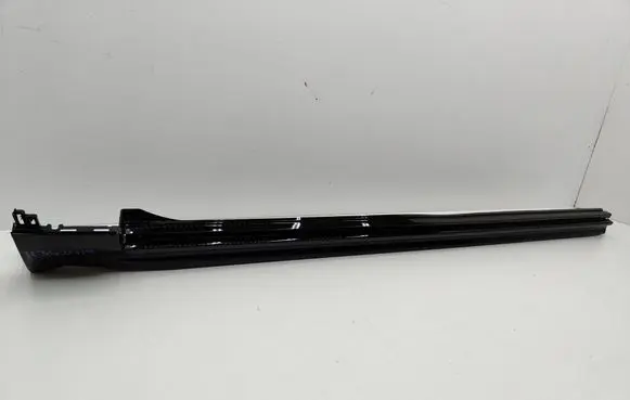 Volvo XC90 Sill 31672370