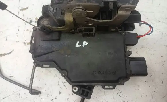 Seat Toledo II (1M) Front door lock 6010-01-020421P