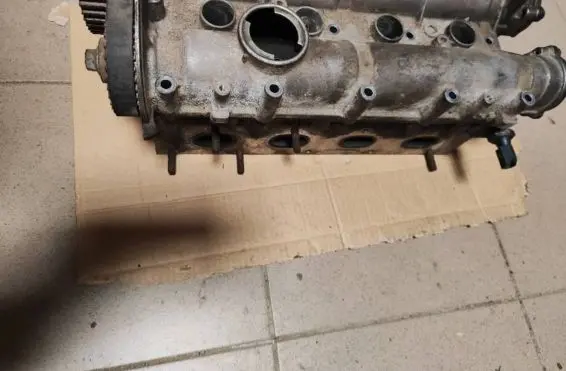 Skoda Fabia Mk2 (5J) Engine head 036103373AM