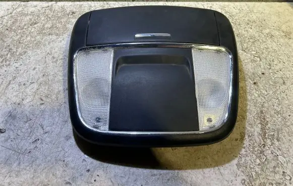 Dodge Durango Front seat light 5042547 2115256