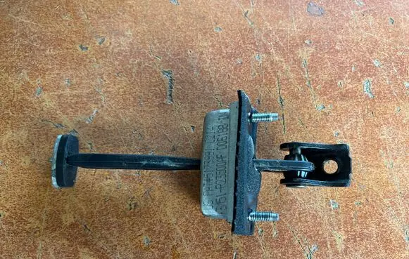 Ford Focus C-MAX Rear door check strap stopper 3M51R23500AF