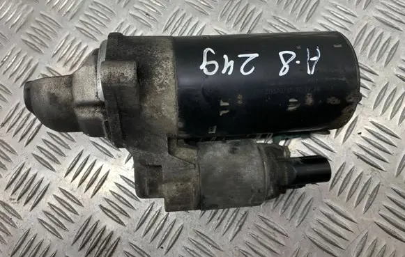 Audi A8 S8 D3 4E Starter motor 0001109260 05L911024A 20070717