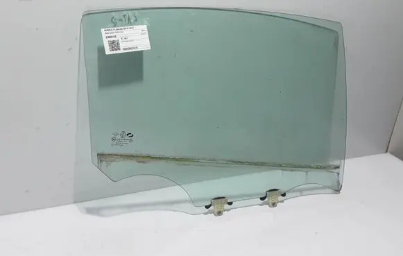 Rear door window glass