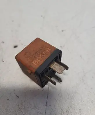 BMW 5 E34 Other relay 0332014456