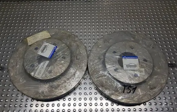Dodge Journey Front brake disc V5019783AA