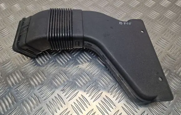 KIA Sorento Air intake duct part 28210C5300