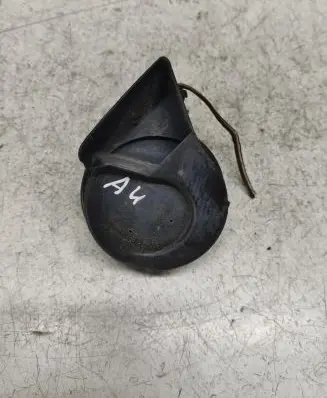 Audi A4 S4 B7 8E 8H Horn signal