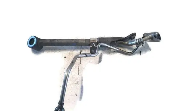 Skoda Octavia Mk2 (1Z) Turbo turbocharger oiling pipe/hose 03L145535A